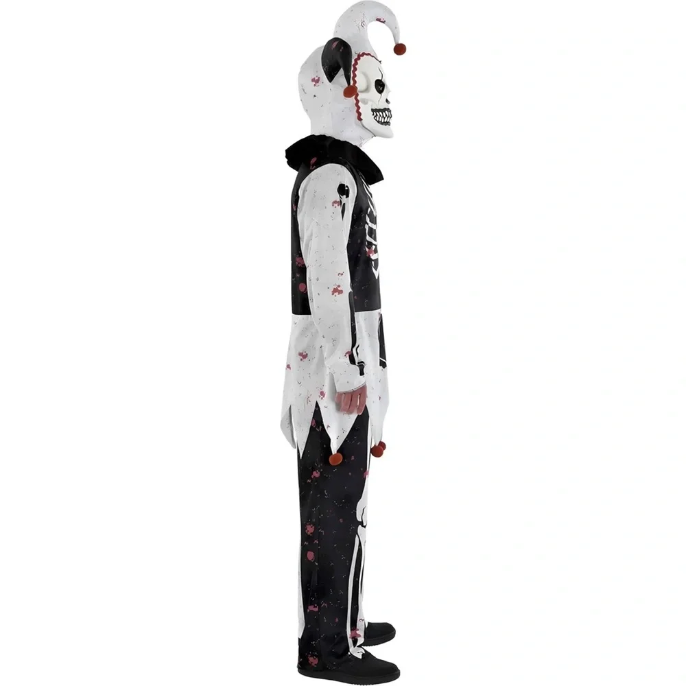 Amscan includes mask